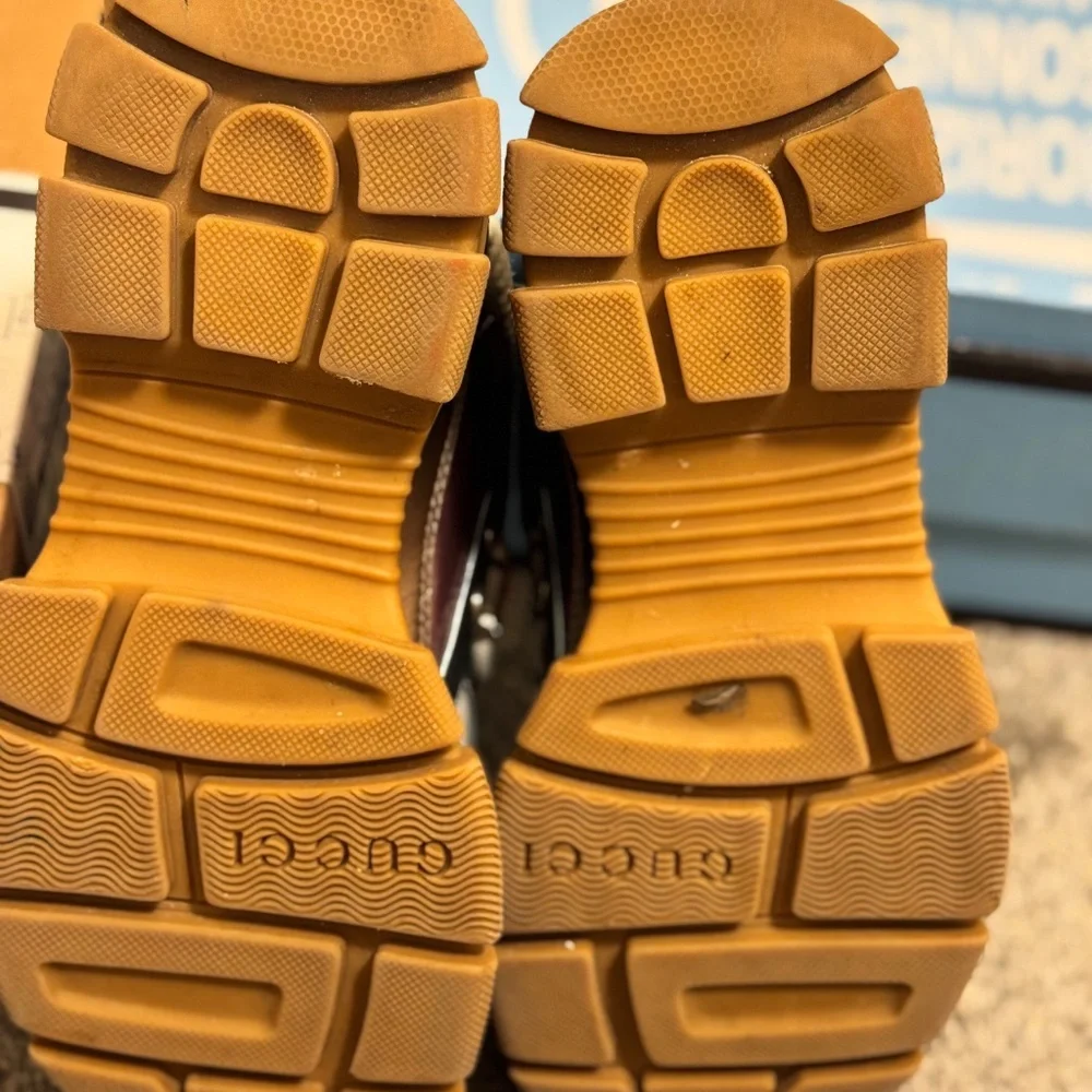 Women’s Gucci Tennis - Picture 5 of 5